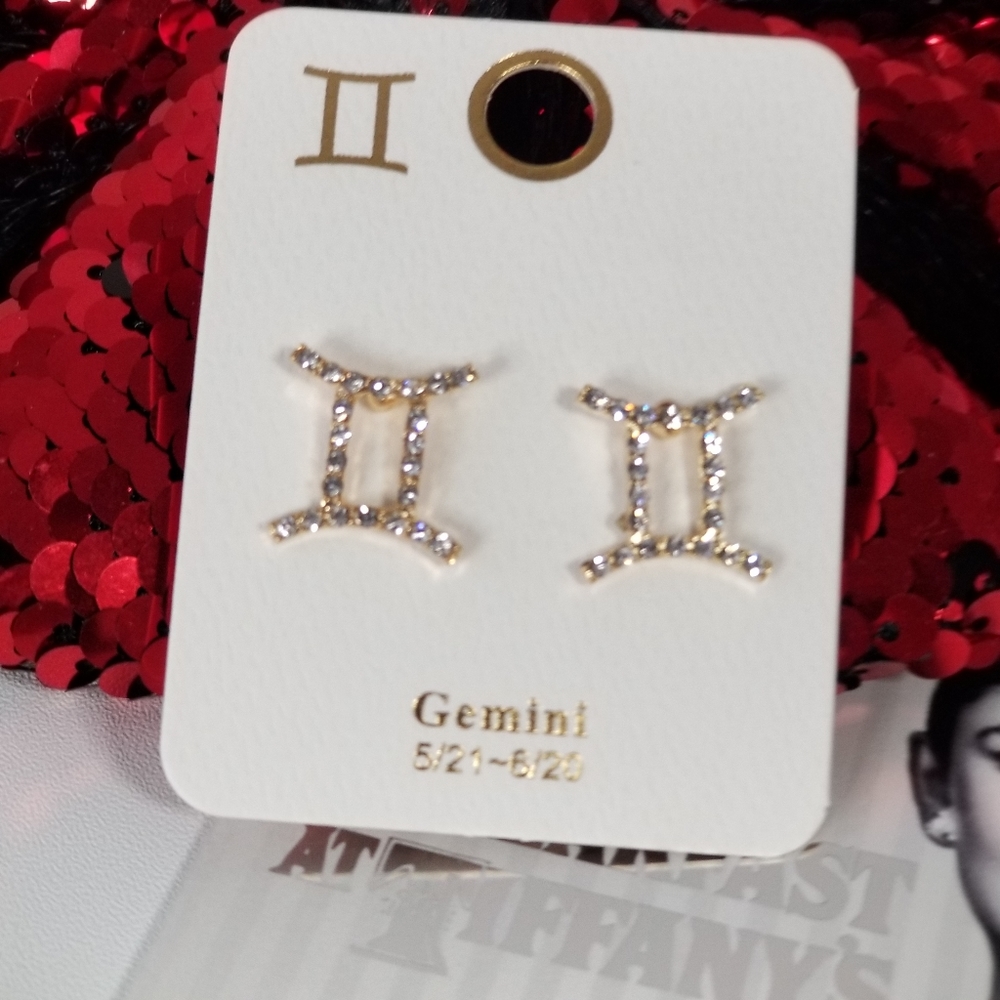 3/$30💜 Gemini Zodiac Constellation Astrological  Horoscope Sign earrings New